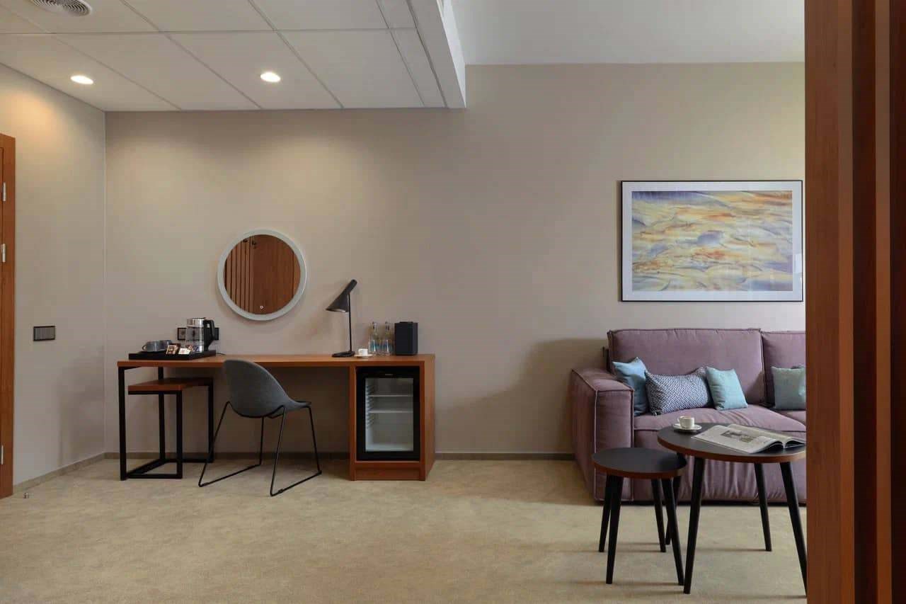 Джуниор Сюит 3