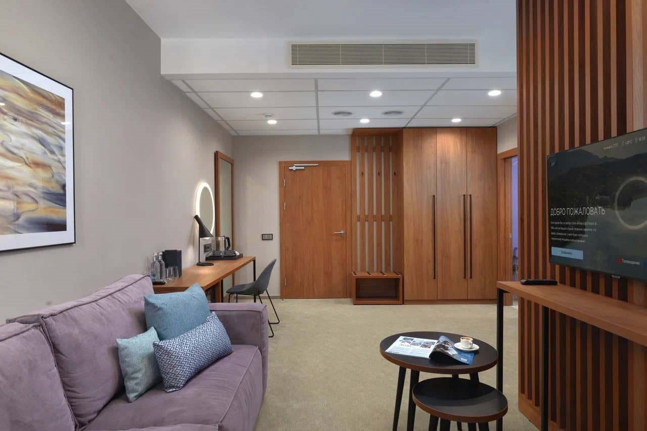 Джуниор сюит+ 6